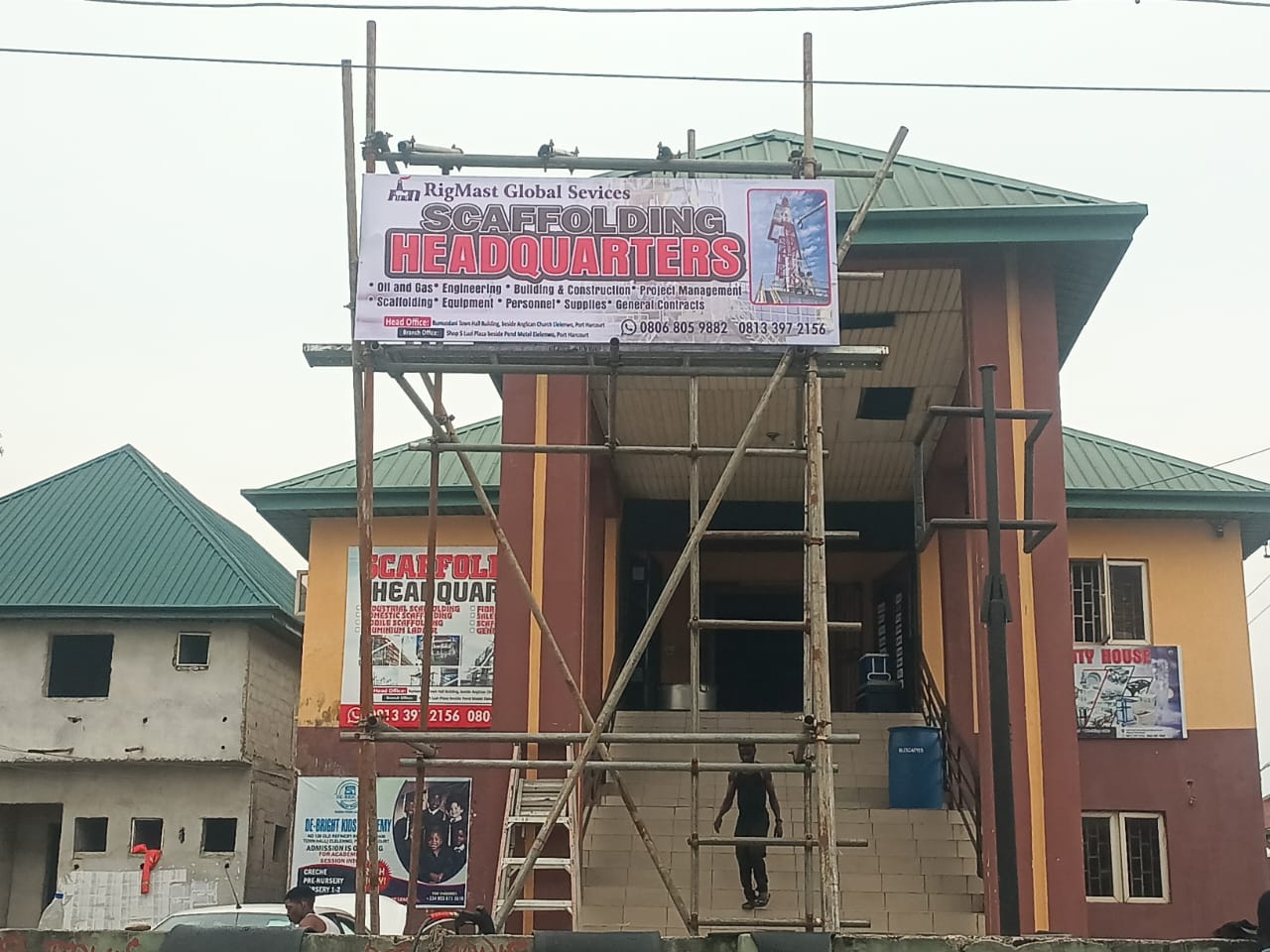 RigMast Scaffolding Headquarters signage