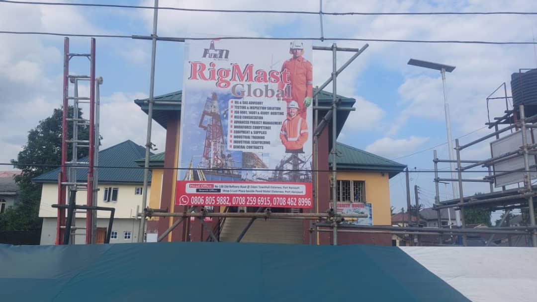 RigMast Global brand signage
