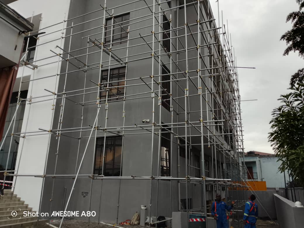 Commercial office building scaffold
